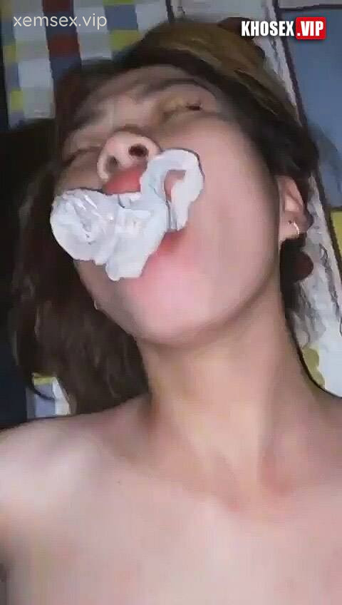 vo-slave-tuyet-mai-dam-dang-bi-chong-du-ren-la-khau-dam-full-clip-pic-hinh-16